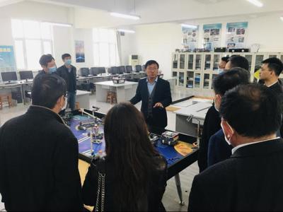 豫寧攜手，共探教育信息化新路徑——河南省教育廳赴寧夏銀川一中調(diào)研三維打印技術(shù)開發(fā)與應(yīng)用